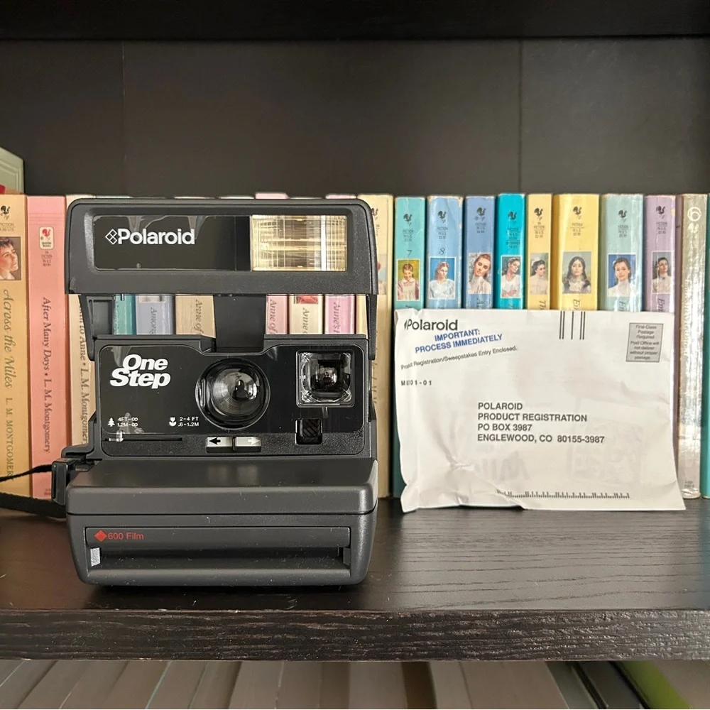 Polaroid OneStep Instant Camera - Black - Tested